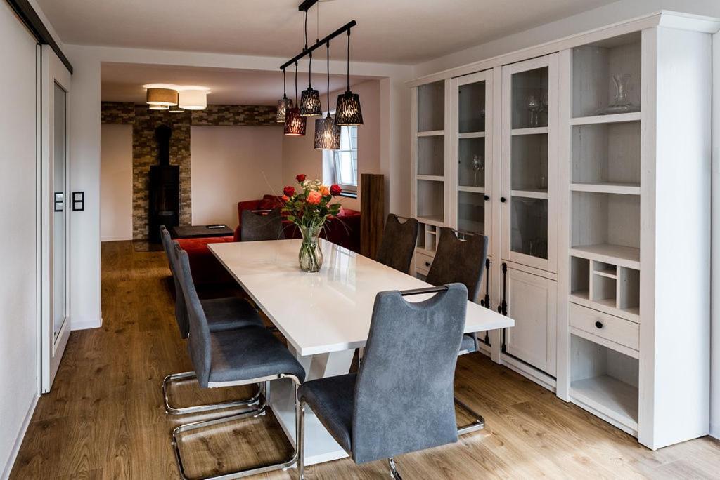 Leinach Rosenchalet מראה חיצוני תמונה