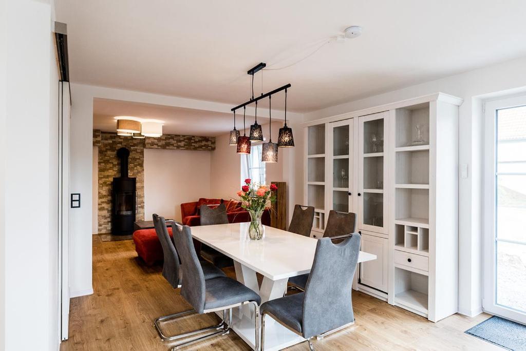 Leinach Rosenchalet מראה חיצוני תמונה